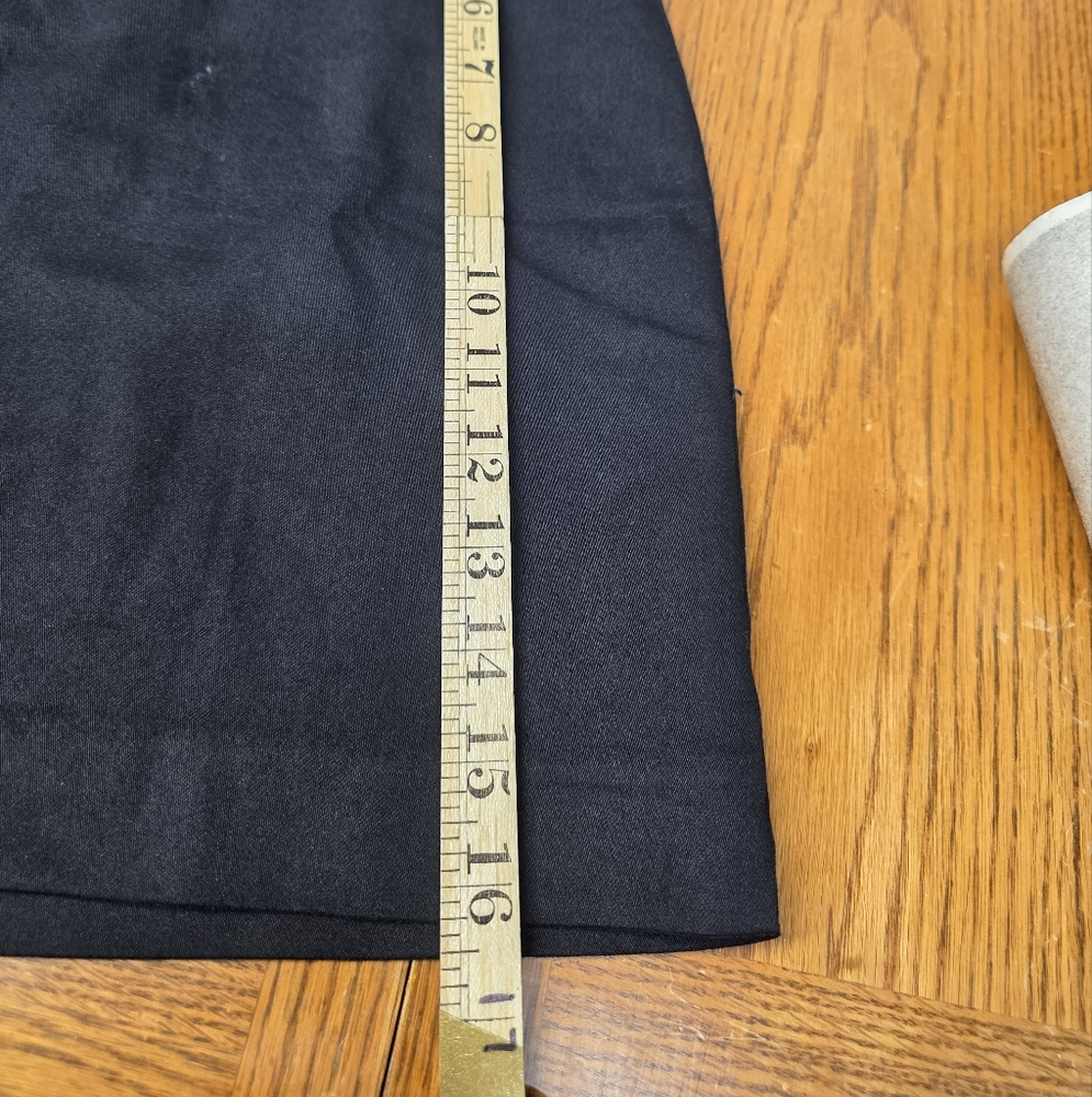 Croft Barrow Black Effortless Stretch Skort Size 16P Regular - Picture 3 of 6
